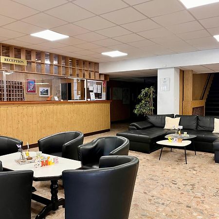Hotel Akademia كَشّا المظهر الخارجي الصورة